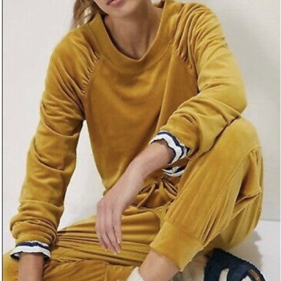 Anthropologie Other - Anthropologie Saturday/Sunday Merida golden velvet 2pc Lounge/Pajama Set 1X Plus